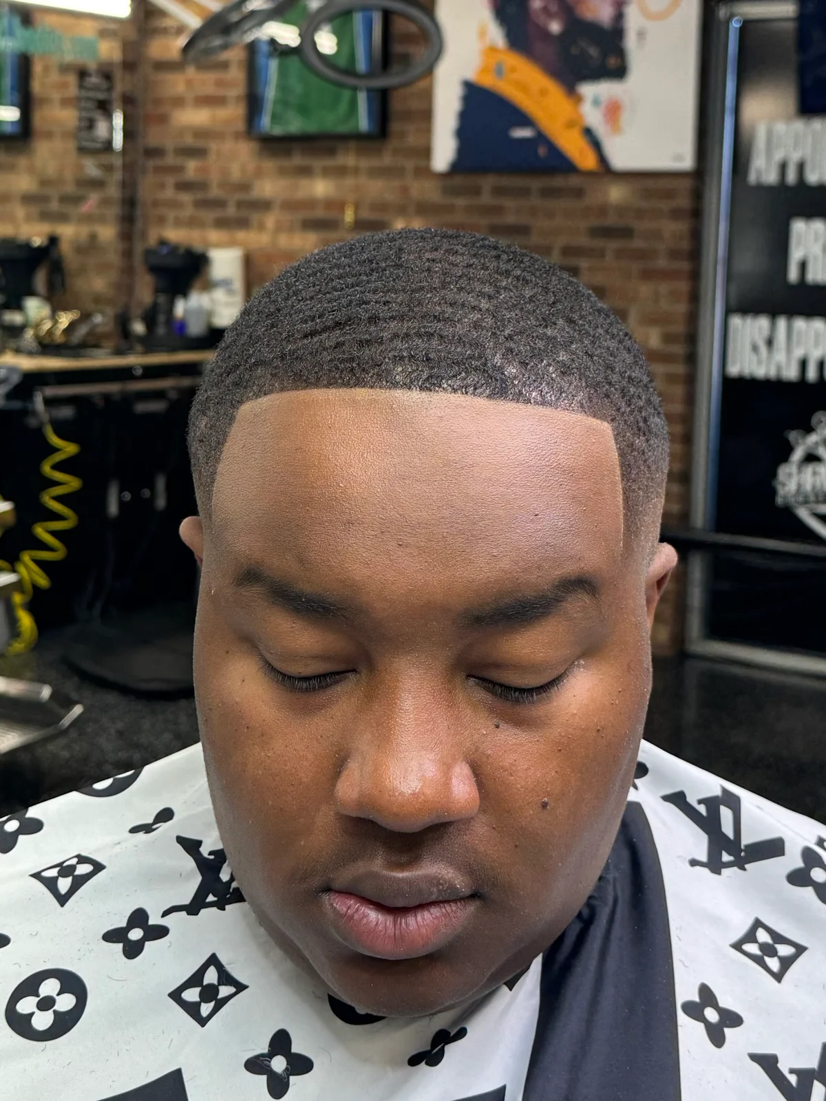 Close-cut waves